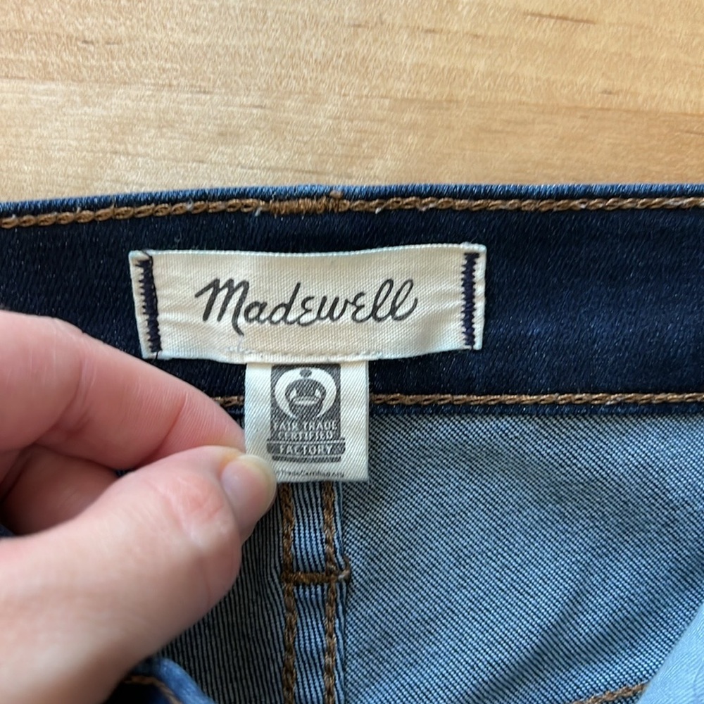 Madewell 10" High Rise Skinny Dark Wash Jeans, 26P - Picture 7 of 9